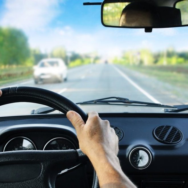 shutterstock_65802469-nryxxp8l7fwlsanrqpsrueeo7aaal027llbcu9239k voiture électrique confort de conduite